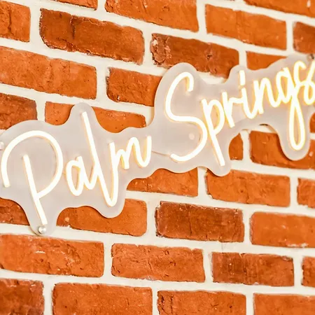 Palm Springs -studio Design Et Lumineux A Malo Daire *
